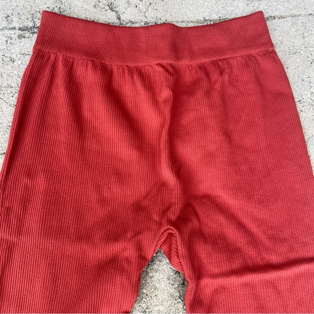 OPPA! High Quality Ribbed Leggings! - Picture 2 of 8